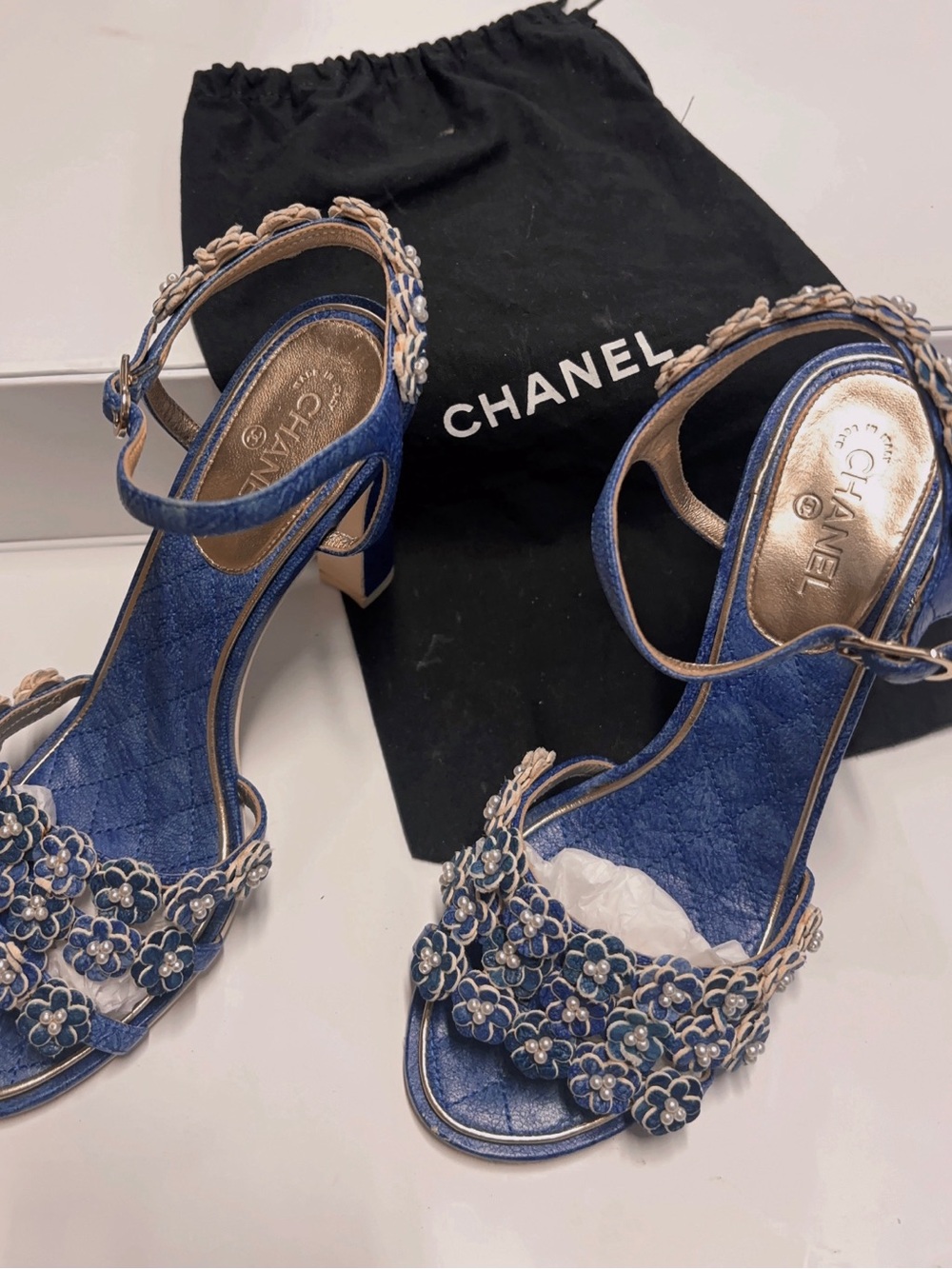 CHANEL Blue Floral Appliqué Leather Heels
